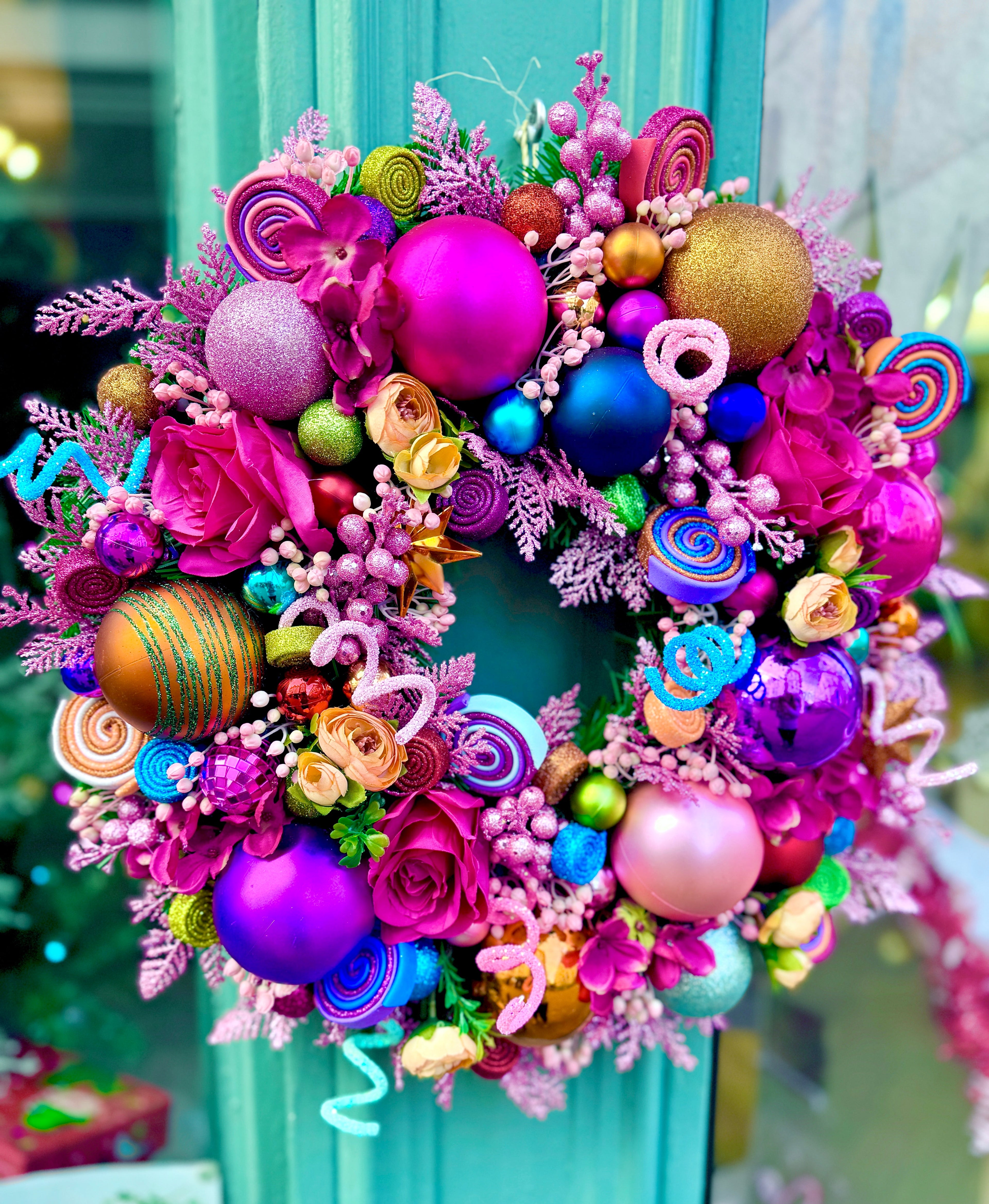 Winter & Christmas Artificial Wreaths UK