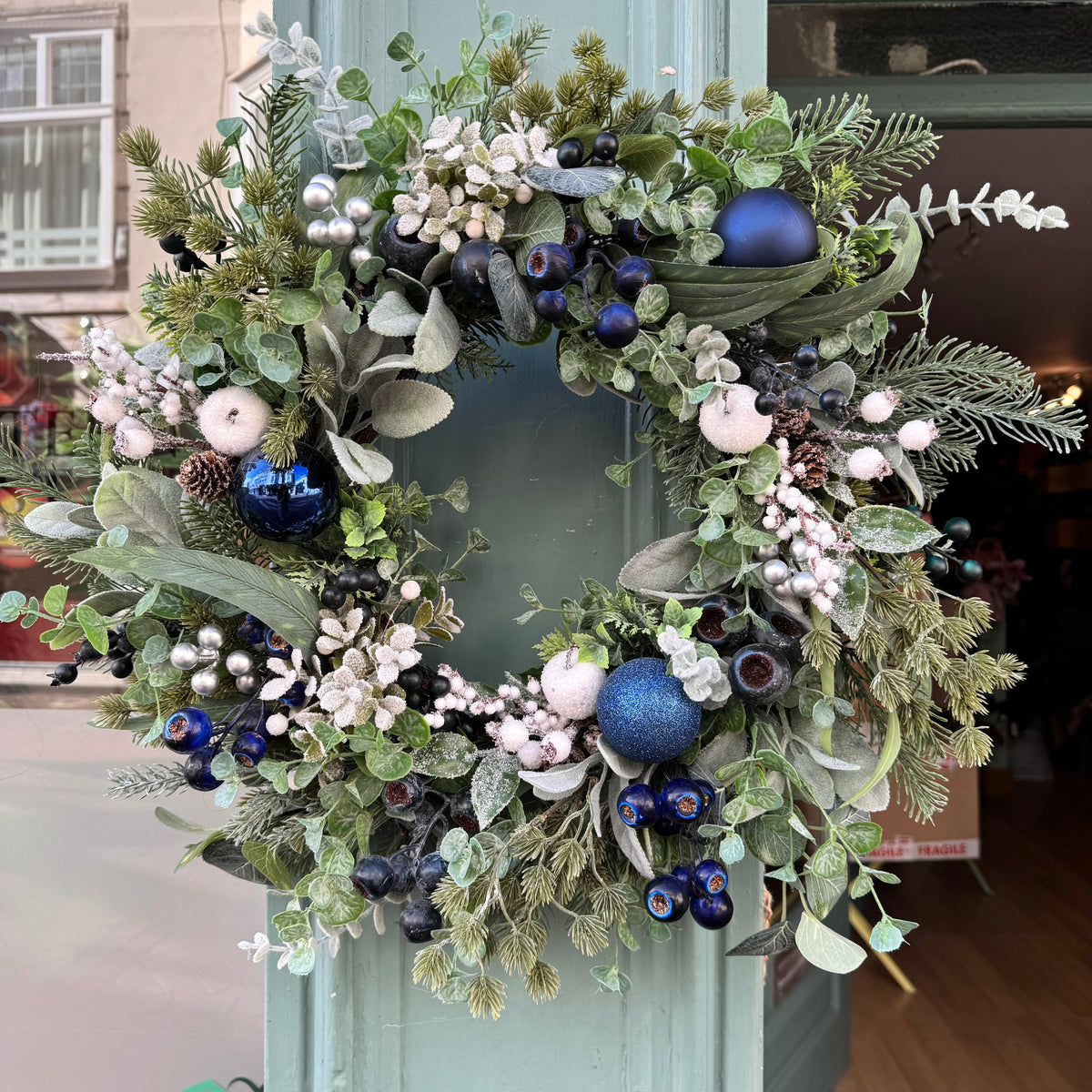 Christmas Wreath | Berries & Baubles Blue