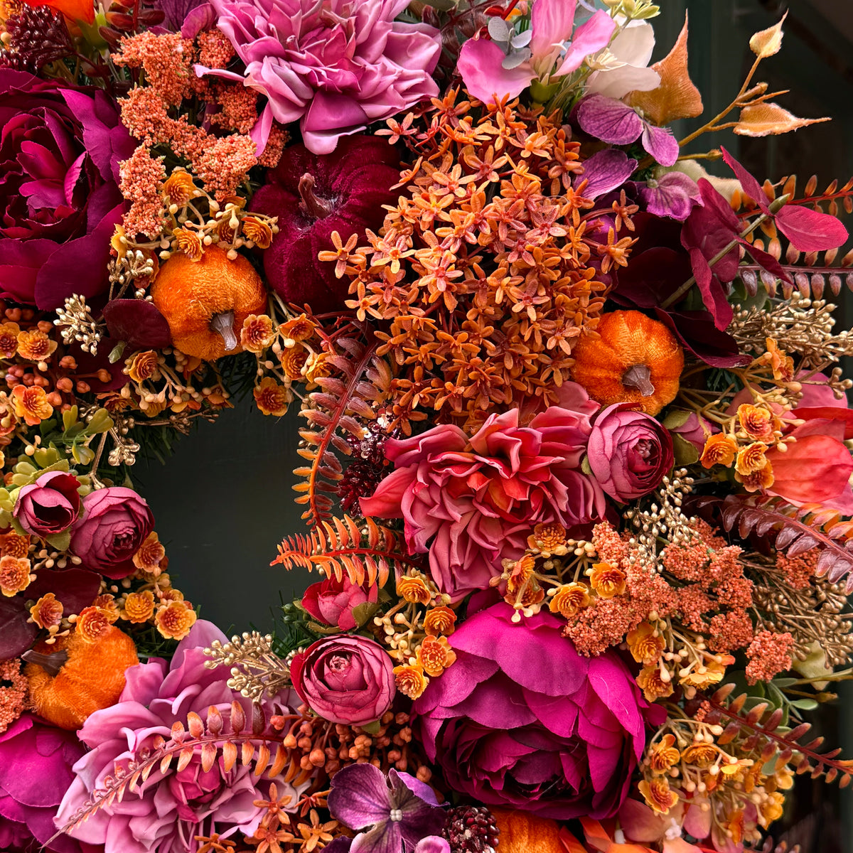 Autumn Wreath | spiced plum