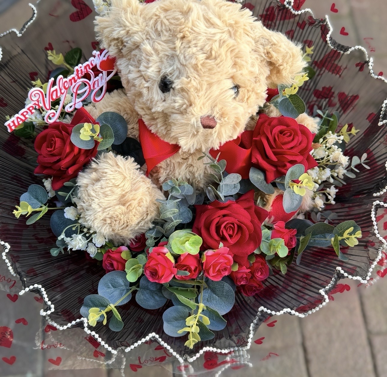 Valentine bouquet with bear - Image 6
